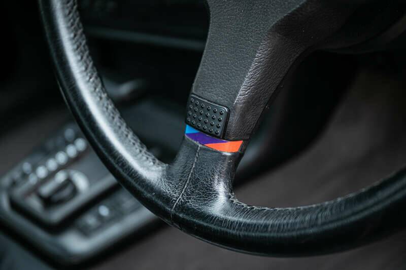 Image 44/50 of BMW M 635 CSi (1989)