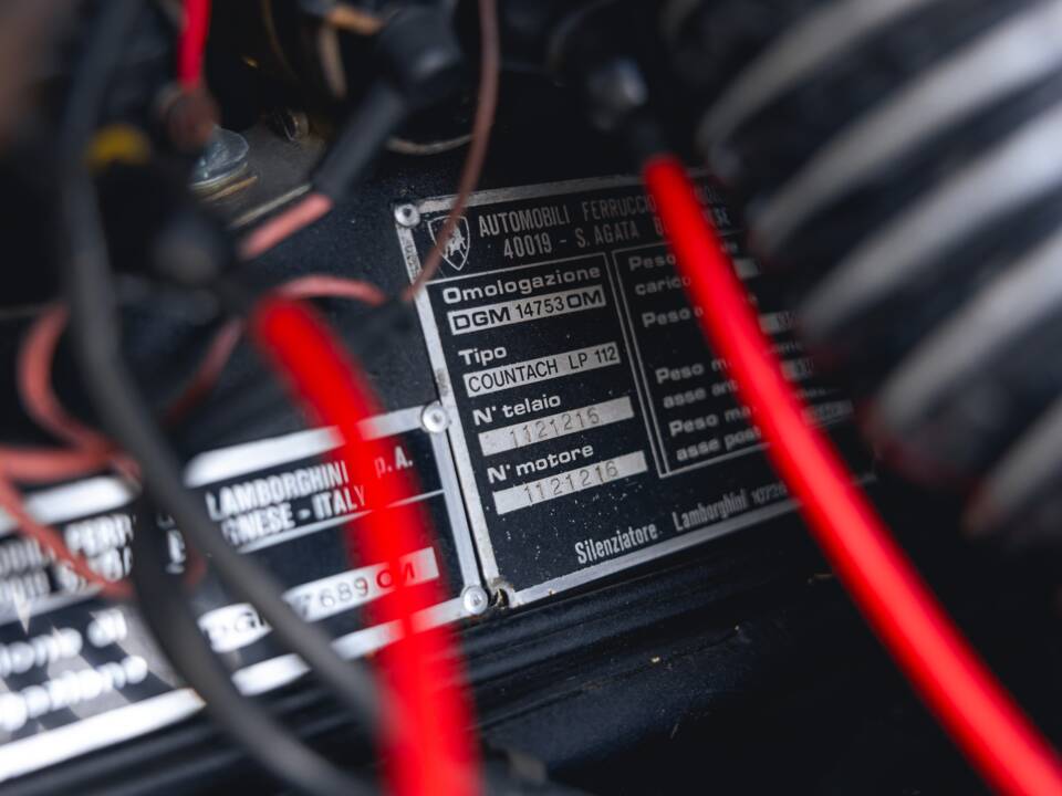 Image 69/73 of Lamborghini Countach LP 400 S (1980)
