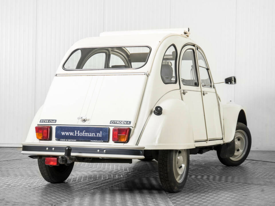 Image 43/50 de Citroën 2 CV 6 (1986)