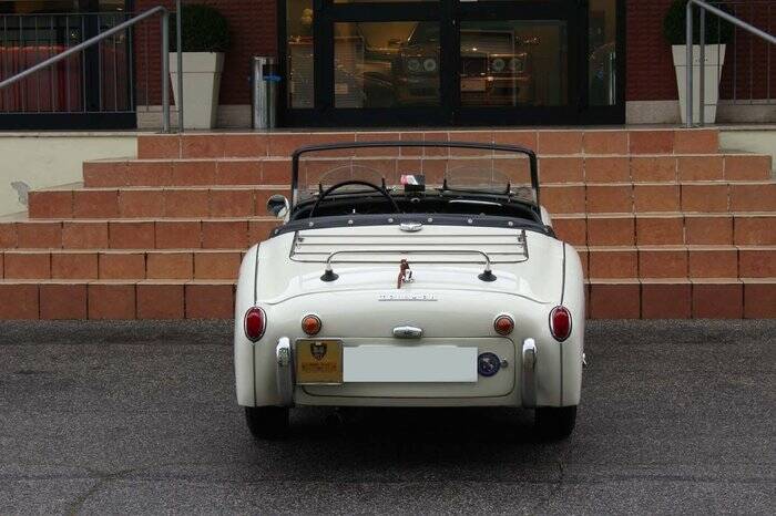 Image 4/6 of Triumph TR 3A (1960)