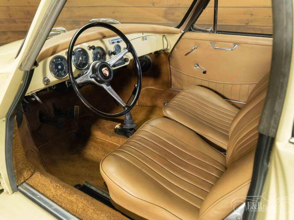 Immagine 13/19 di Porsche 356 B 1600 Super Karmann-Hardtop (1961)
