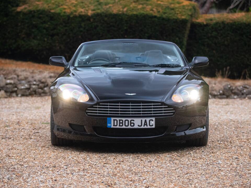 Bild 40/50 von Aston Martin DB 9 Volante (2006)