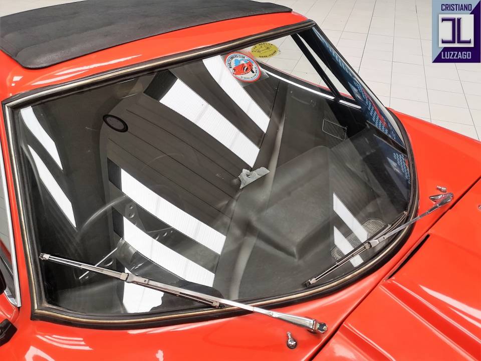 Image 16/39 of Marcos 2000 GT (1970)