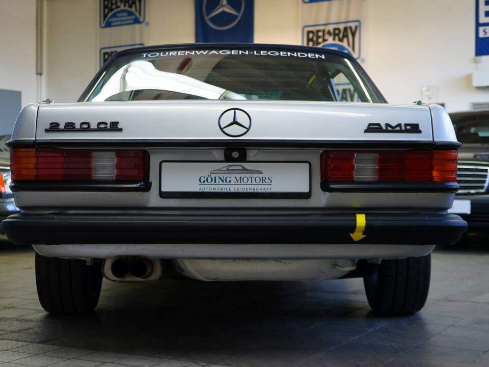 Immagine 14/40 di Mercedes-Benz 280 CE (1980)