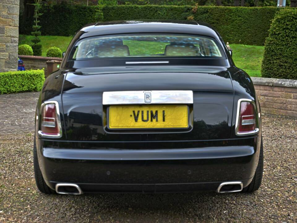 Immagine 11/50 di Rolls-Royce Phantom Coupé (2010)