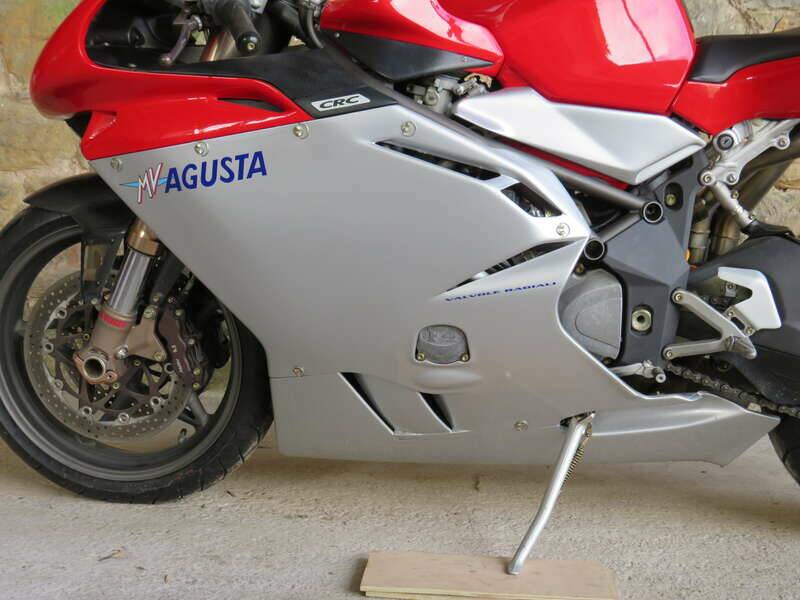 Bild 4/38 von MV Agusta DUMMY (2000)
