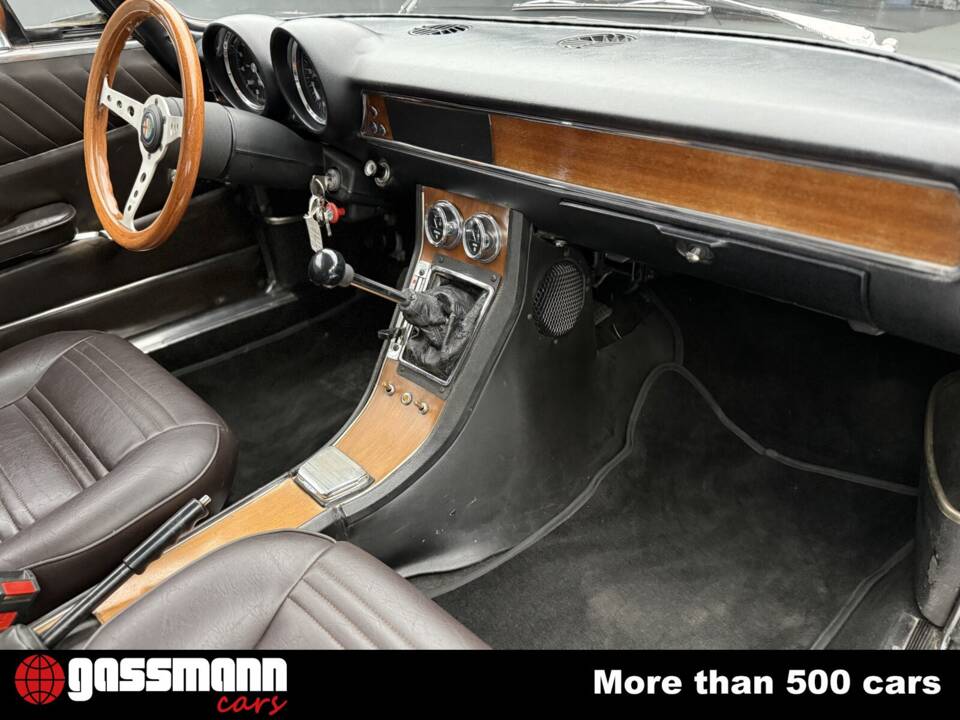 Bild 12/15 von Alfa Romeo Giulia GT 1300 Junior (1973)