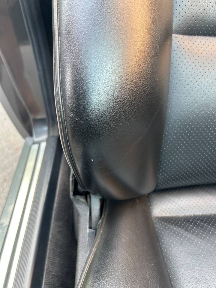 Image 20/47 of Mercedes-Benz 300 CE-24 (1992)