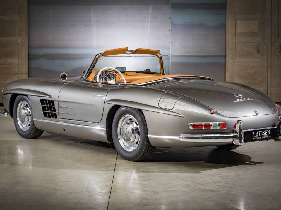 Image 7/22 de Mercedes-Benz 300 SL Roadster (1961)