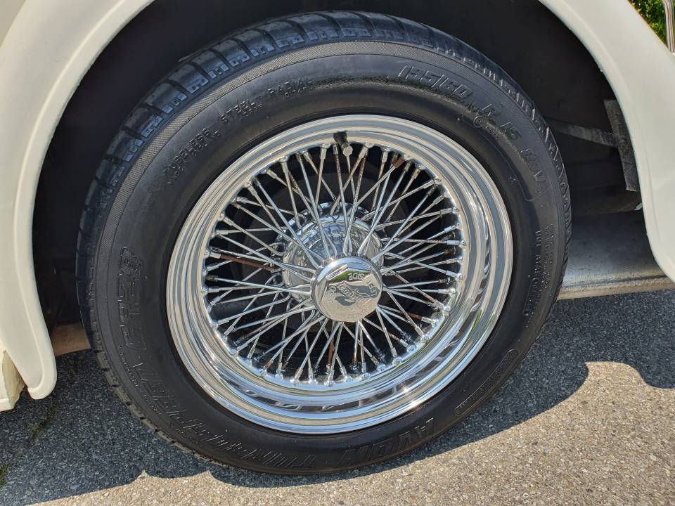 Image 28/33 of Morgan Plus 4 2-Seater (1994)