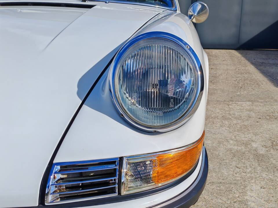 Immagine 26/41 di Porsche 911 2.2 S (1971)
