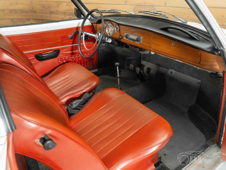 Image 12/29 of Volkswagen Karmann Ghia 1500 (1969)