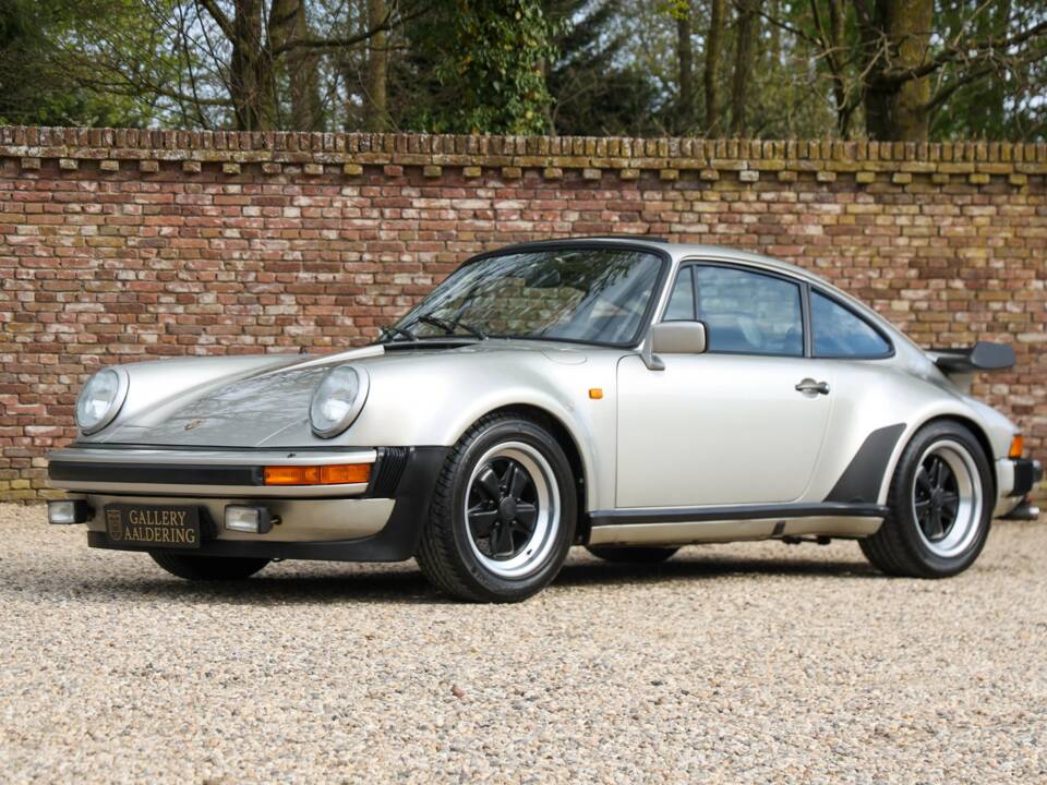 Afbeelding 8/50 van Porsche 911 Turbo 3.3 (1983)