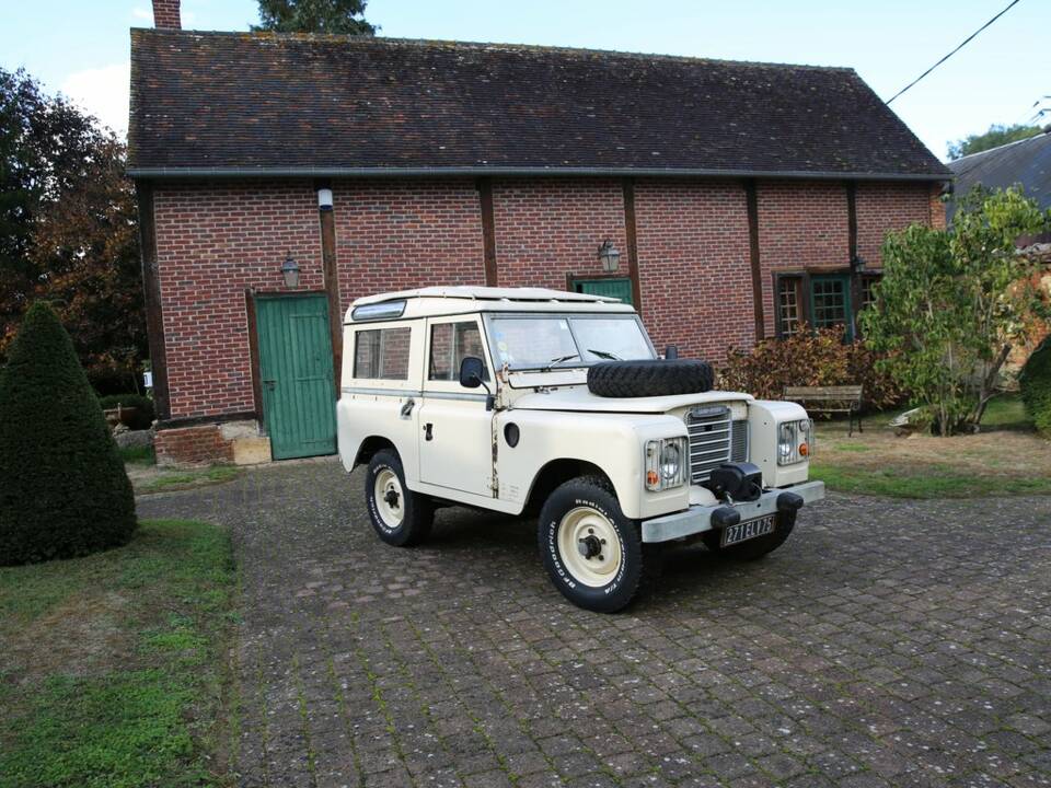 Image 7/8 de Santana Land Rover 88 (1979)