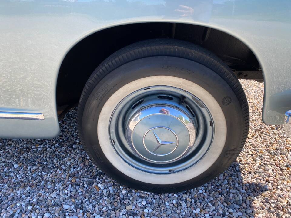 Immagine 22/63 di Mercedes-Benz 190 (1959)