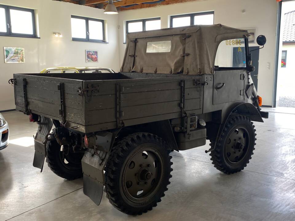 Afbeelding 14/67 van Mercedes-Benz Unimog 2010 (1951)