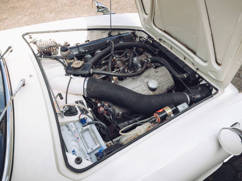 Bild 67/70 von BMW 1600 GT (1967)