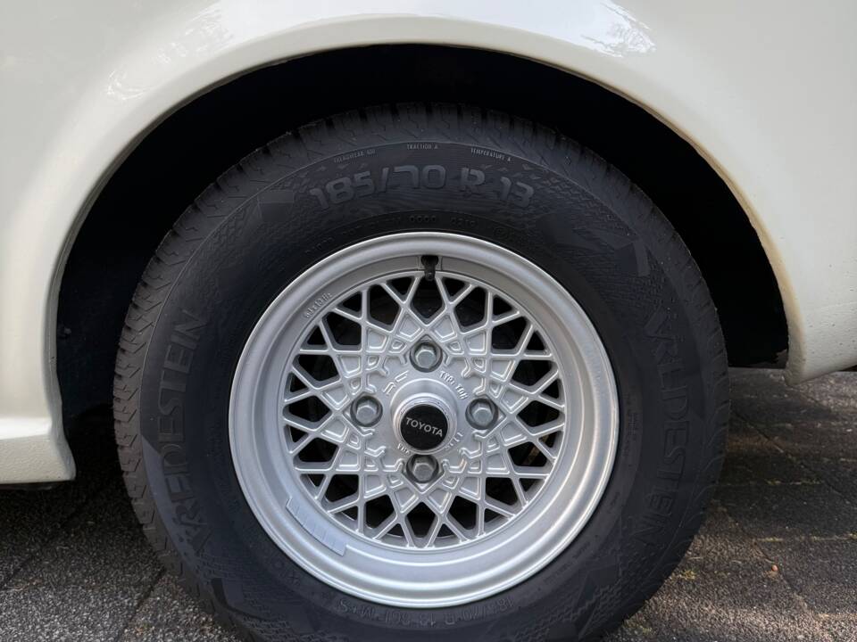 Image 34/55 of Toyota Celica ST (1972)