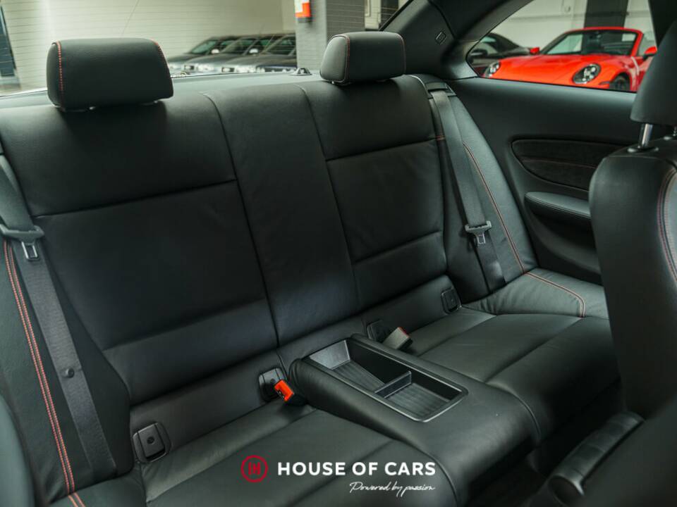 Image 19/25 of BMW 1 Series M Coupé (2011)