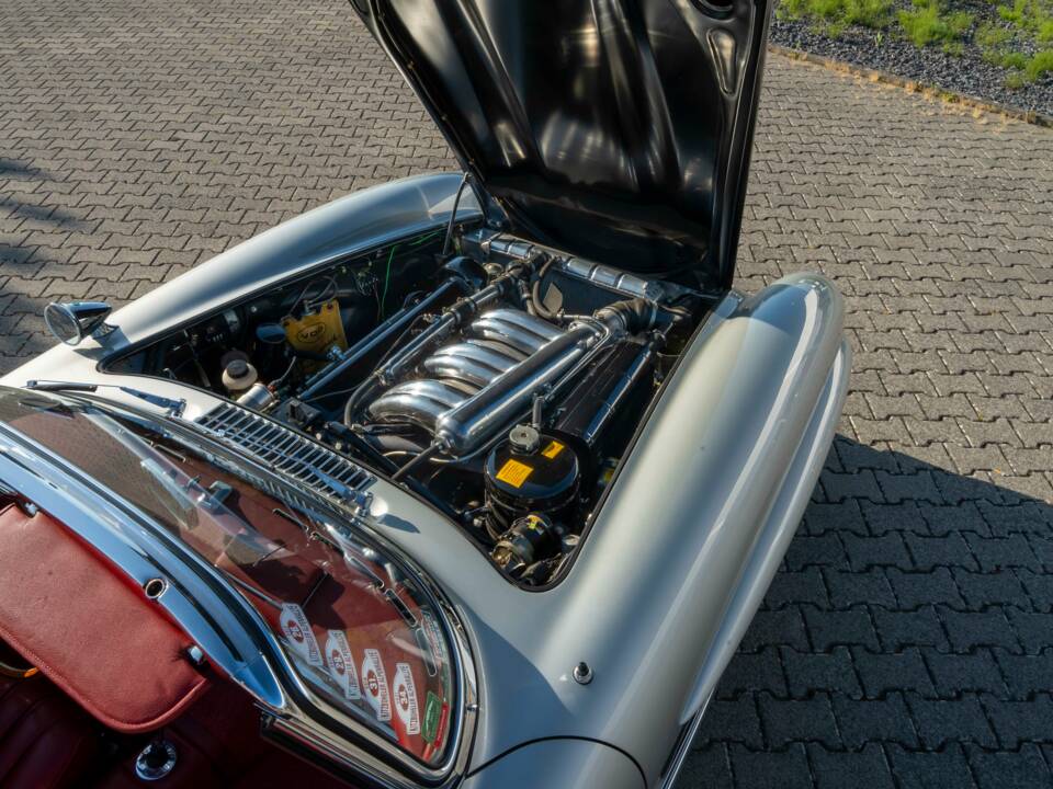 Immagine 33/43 di Mercedes-Benz 300 SL Roadster (1958)