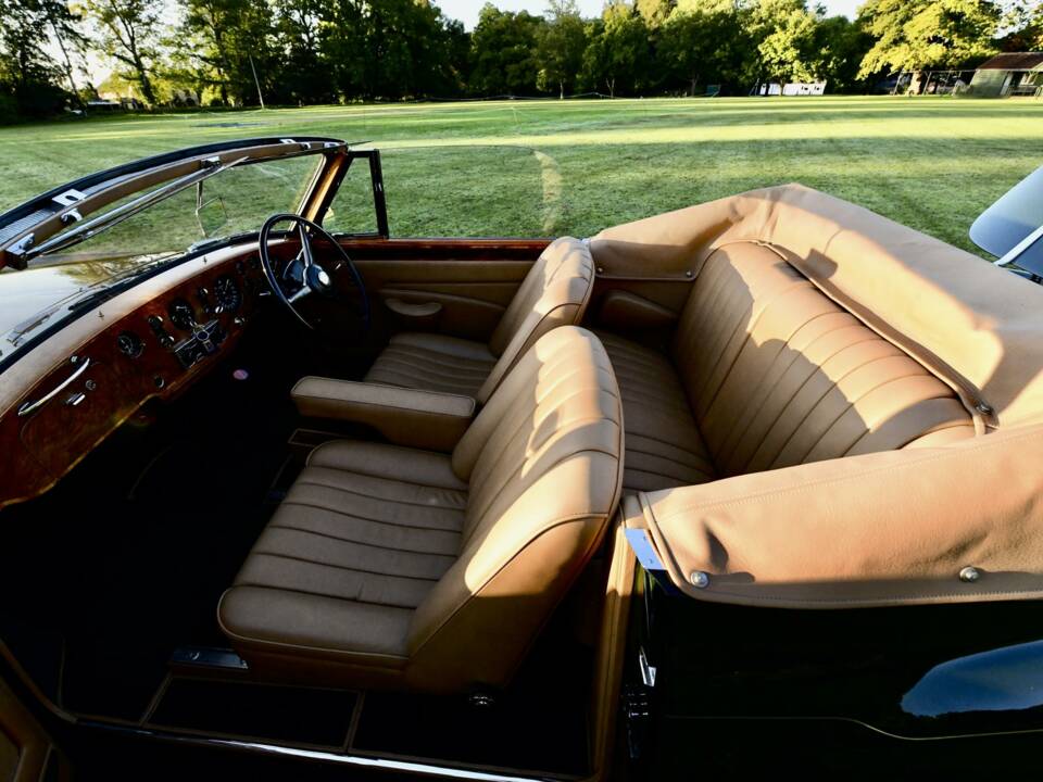 Afbeelding 47/50 van Bentley S 1 Continental DHC (1957)