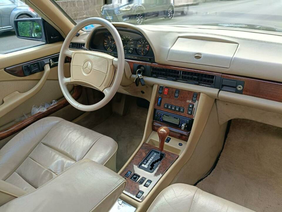 Bild 33/47 von Mercedes-Benz 560 SEC (1987)
