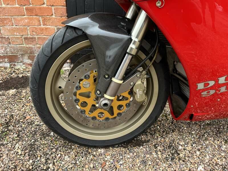 Image 18/31 of Ducati DUMMY (1997)