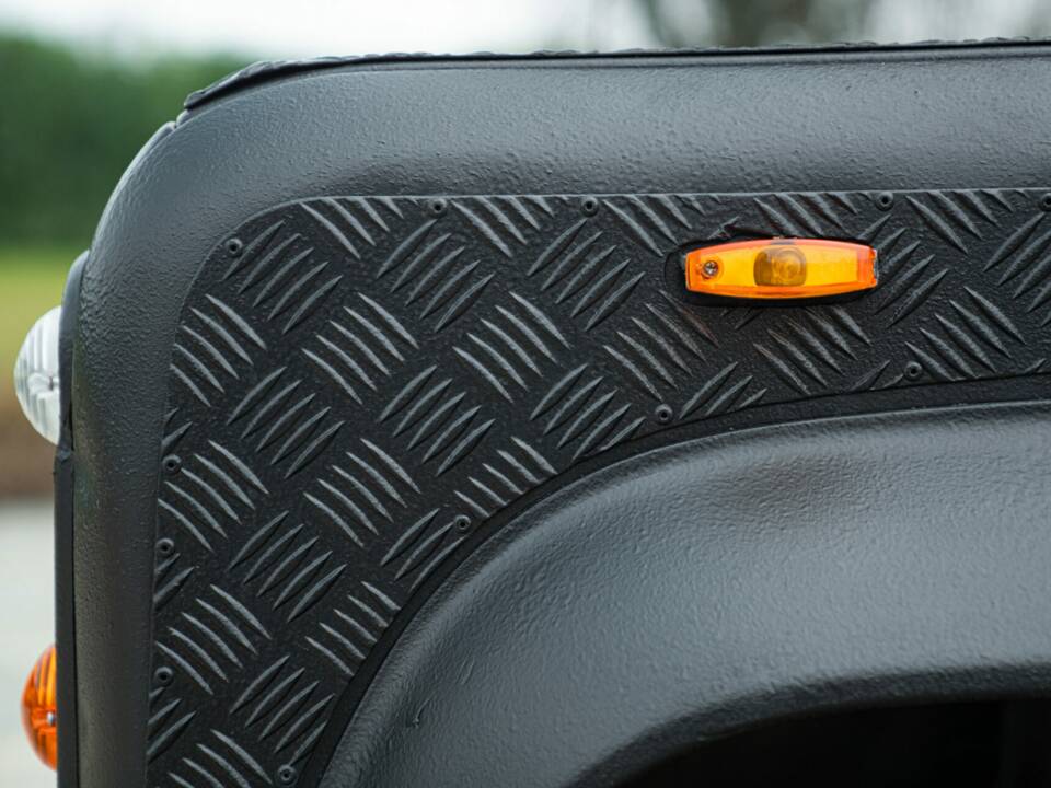 Image 19/50 of Land Rover 90 (1985)