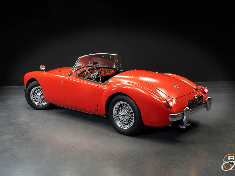 Image 3/24 de MG MGA 1500 (1957)