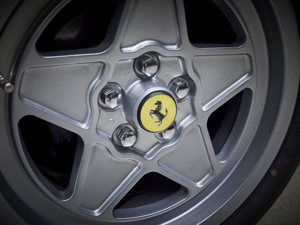Bild 31/86 von Ferrari 308 GTSi (1982)