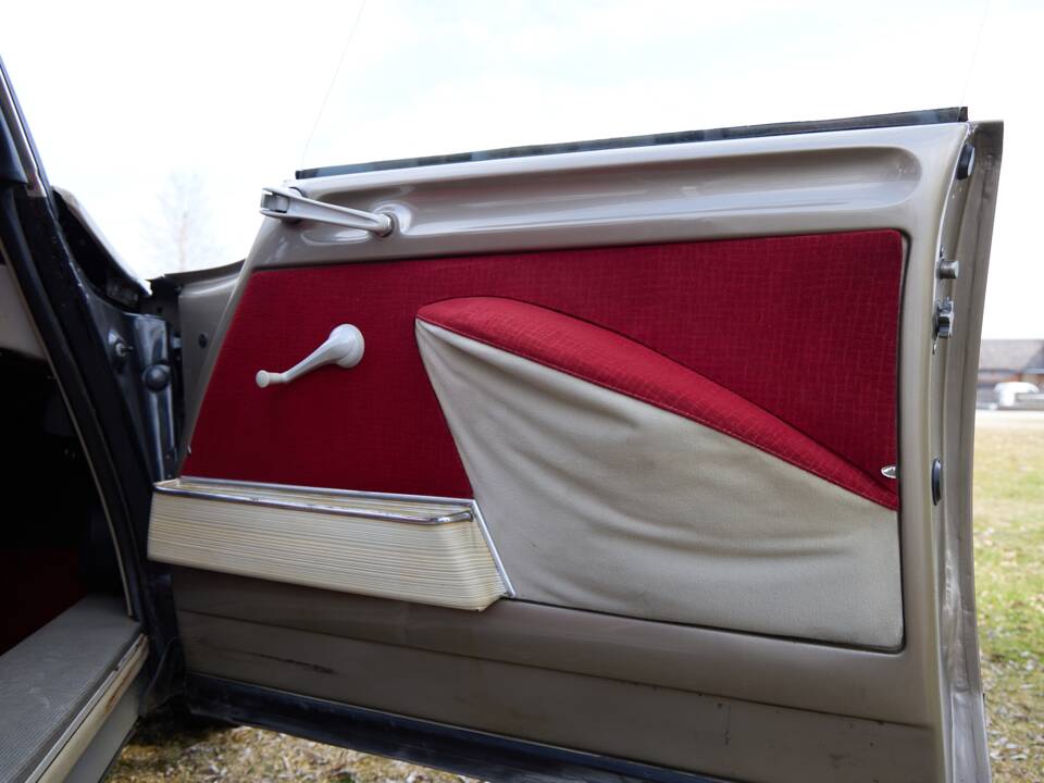 Image 26/28 of Citroën ID 19 (1966)