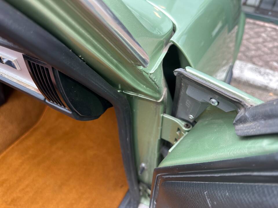 Image 48/80 of Peugeot 504 TI (1976)