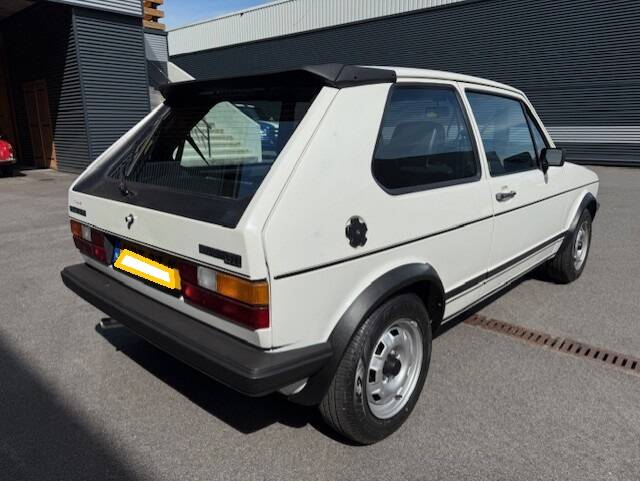 Image 6/22 of Volkswagen Golf Mk I GTI 1.8 (1983)