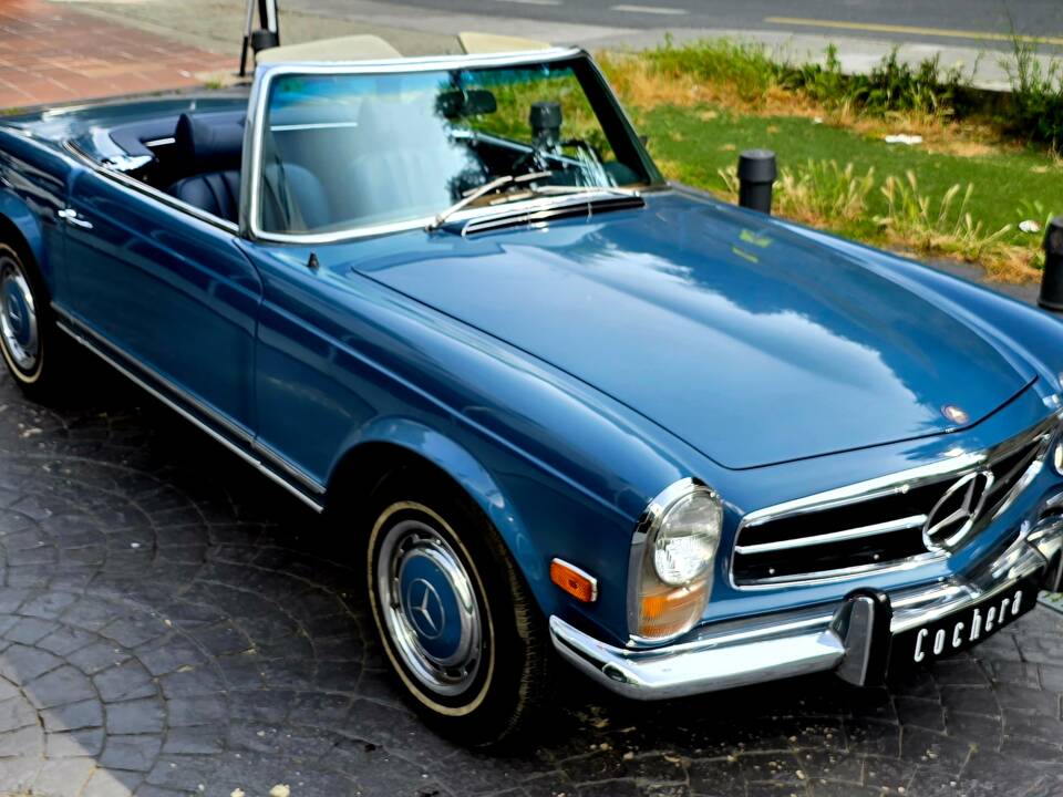 Image 3/12 of Mercedes-Benz 280 SL (1970)