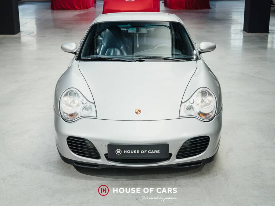 Bild 3/22 von Porsche 911 Carrera 4S (2002)