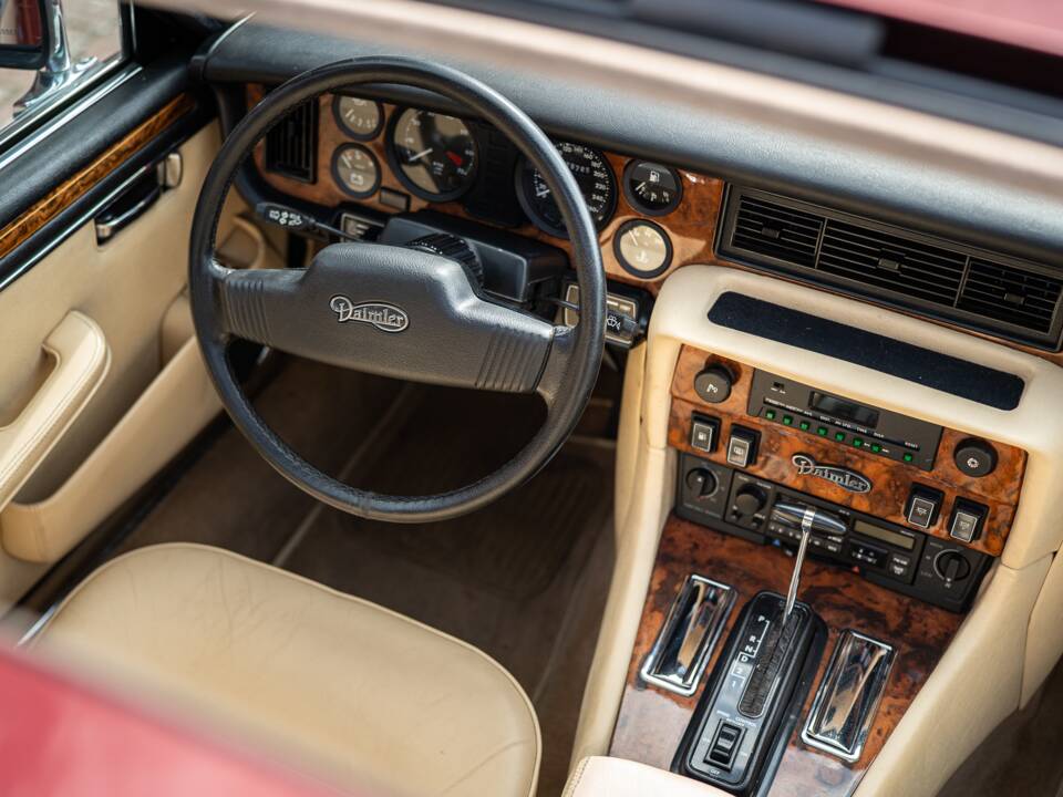 Bild 30/46 von Jaguar XJ 12 (1991)