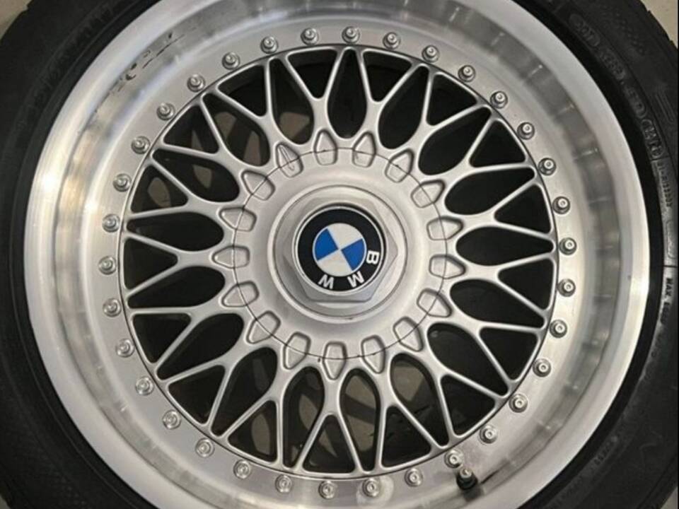 Immagine 9/9 di BMW 635 CSi (1986)