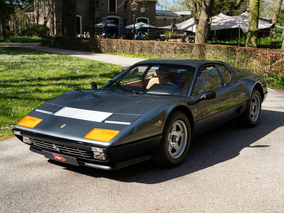 Image 26/27 of Ferrari 512 BBi (1984)