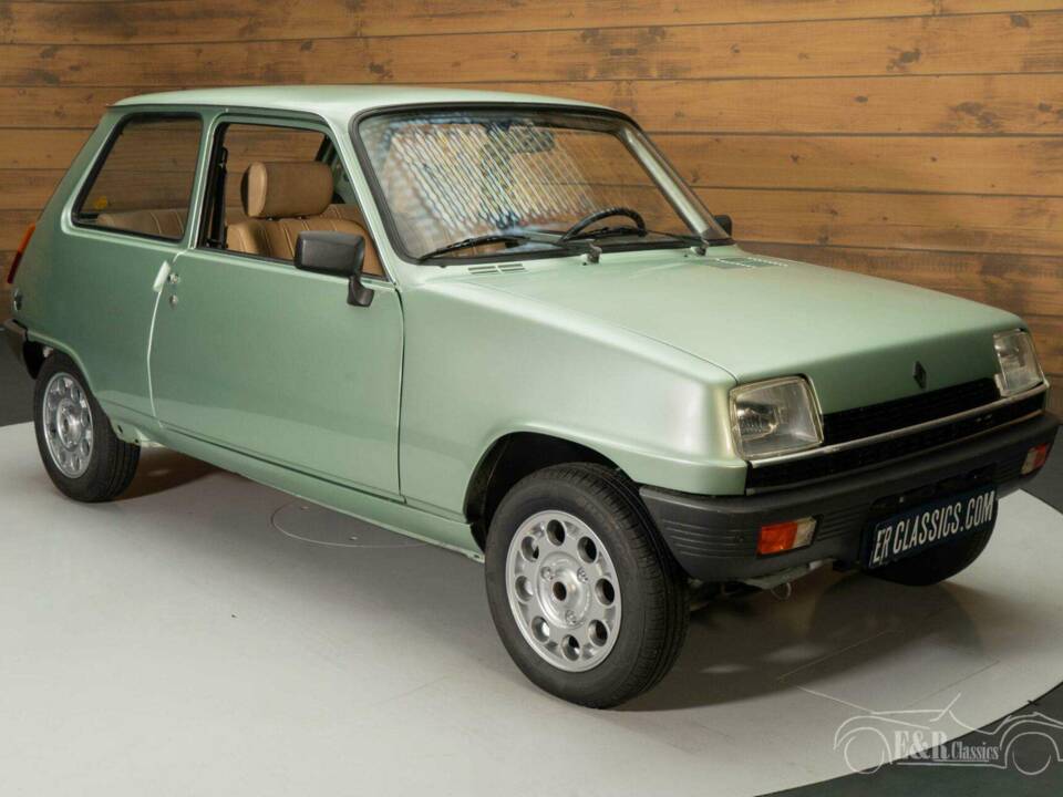 Image 18/19 of Renault R 5 TL (1983)