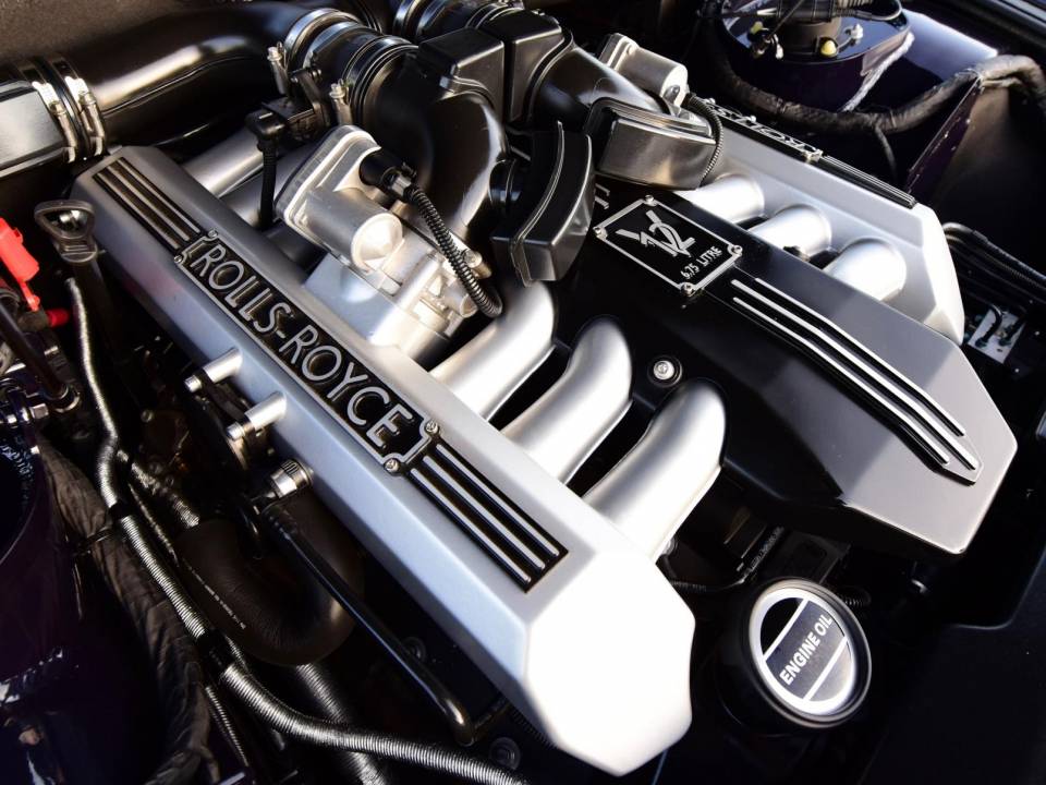 Image 38/50 of Rolls-Royce Phantom VII (2010)