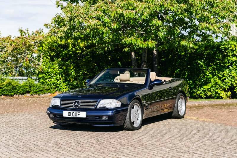 Image 12/50 of Mercedes-Benz SL 600 (2000)
