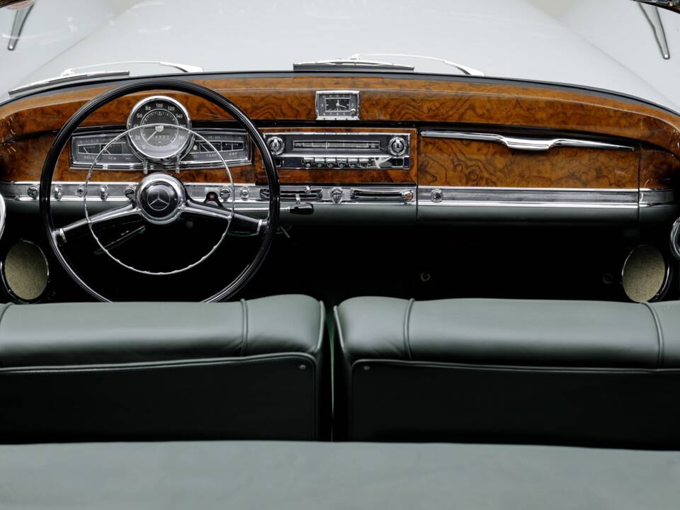 Bild 10/31 von Mercedes-Benz 300 S Roadster (1953)