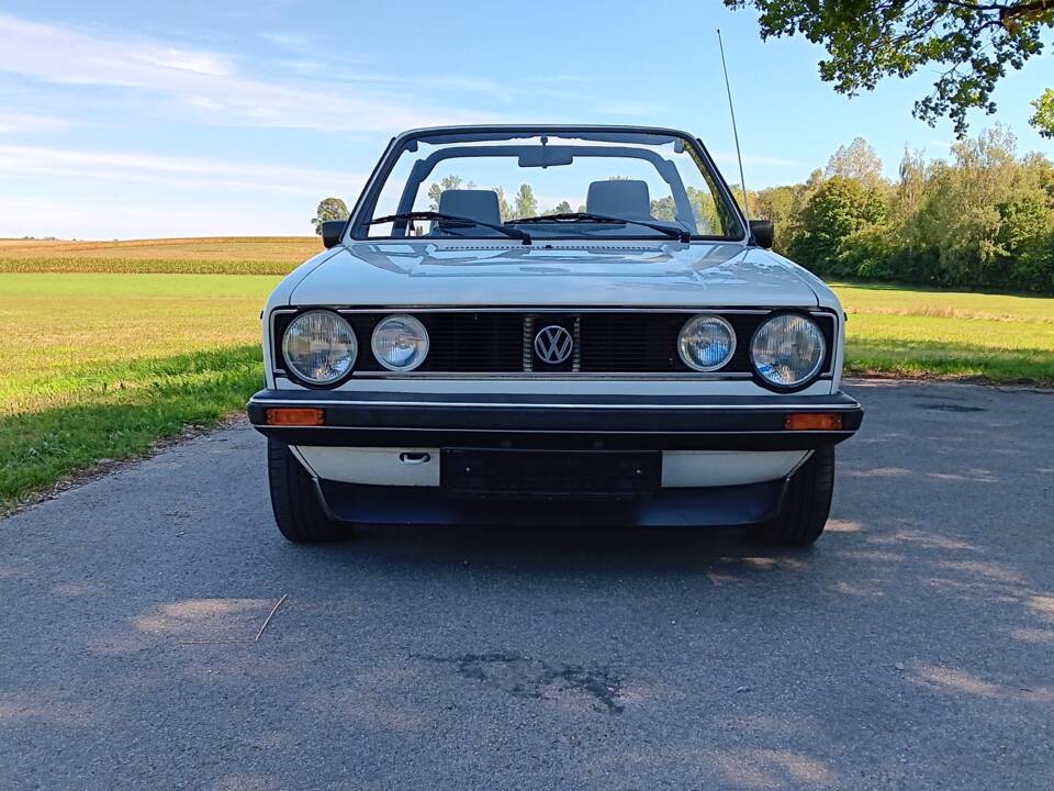 Bild 22/55 von Volkswagen Golf I Cabrio 1.8 (1985)