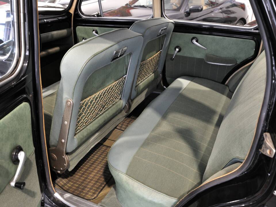 Imagen 32/37 de FIAT 1100-103 H (1959)