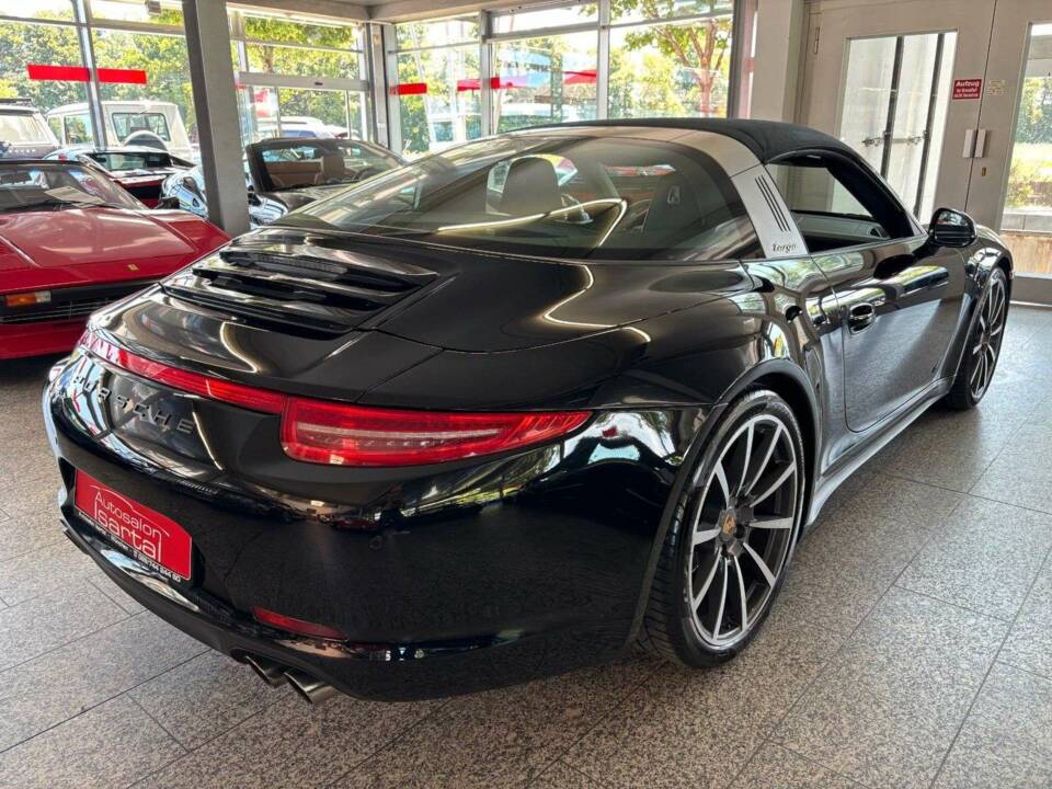 Image 4/20 of Porsche 911 Targa 4 GTS (2015)