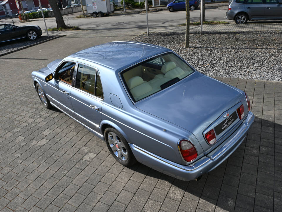 Image 5/29 of Bentley Arnage Le Mans (2001)