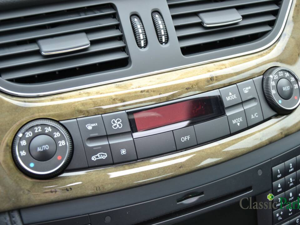 Bild 45/50 von Mercedes-Benz CLS 350 CGI (2008)