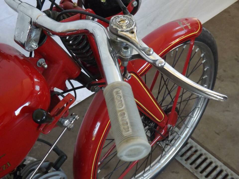 Image 14/50 de Moto Guzzi Cardellino 65 (1955)
