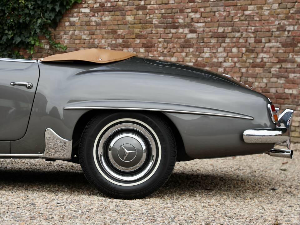 Image 9/50 of Mercedes-Benz 190 SL (1956)