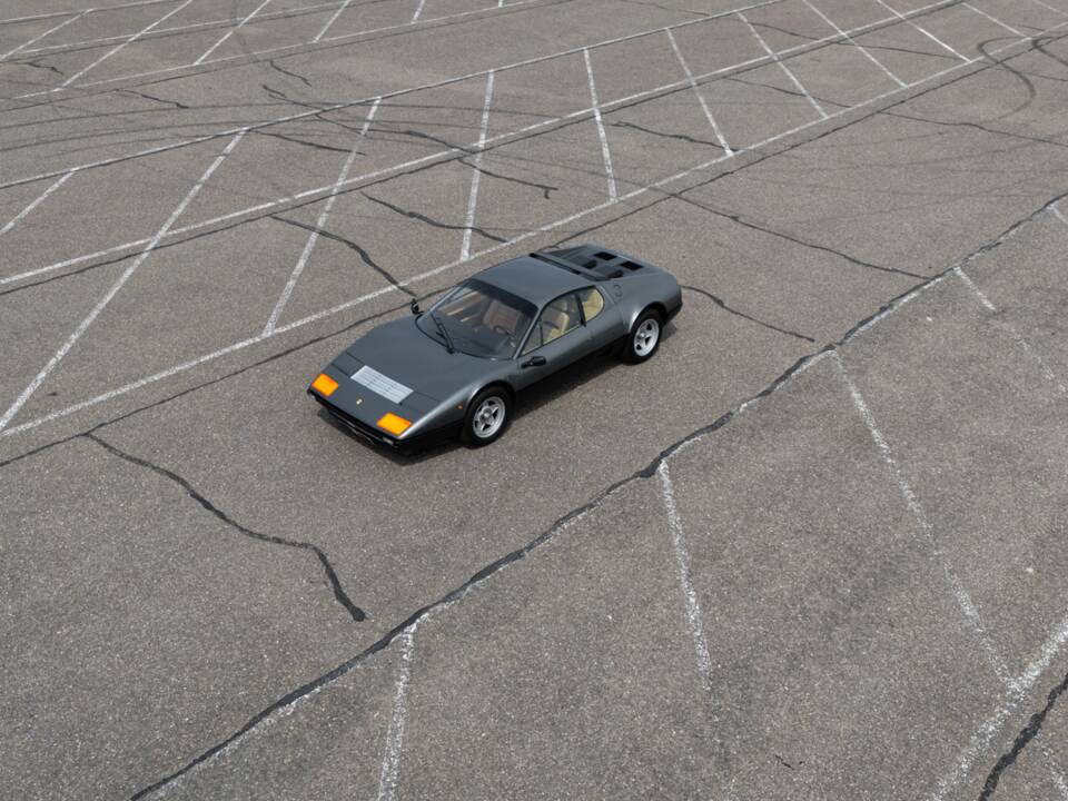 Afbeelding 41/43 van Ferrari 512 BBi (1984)